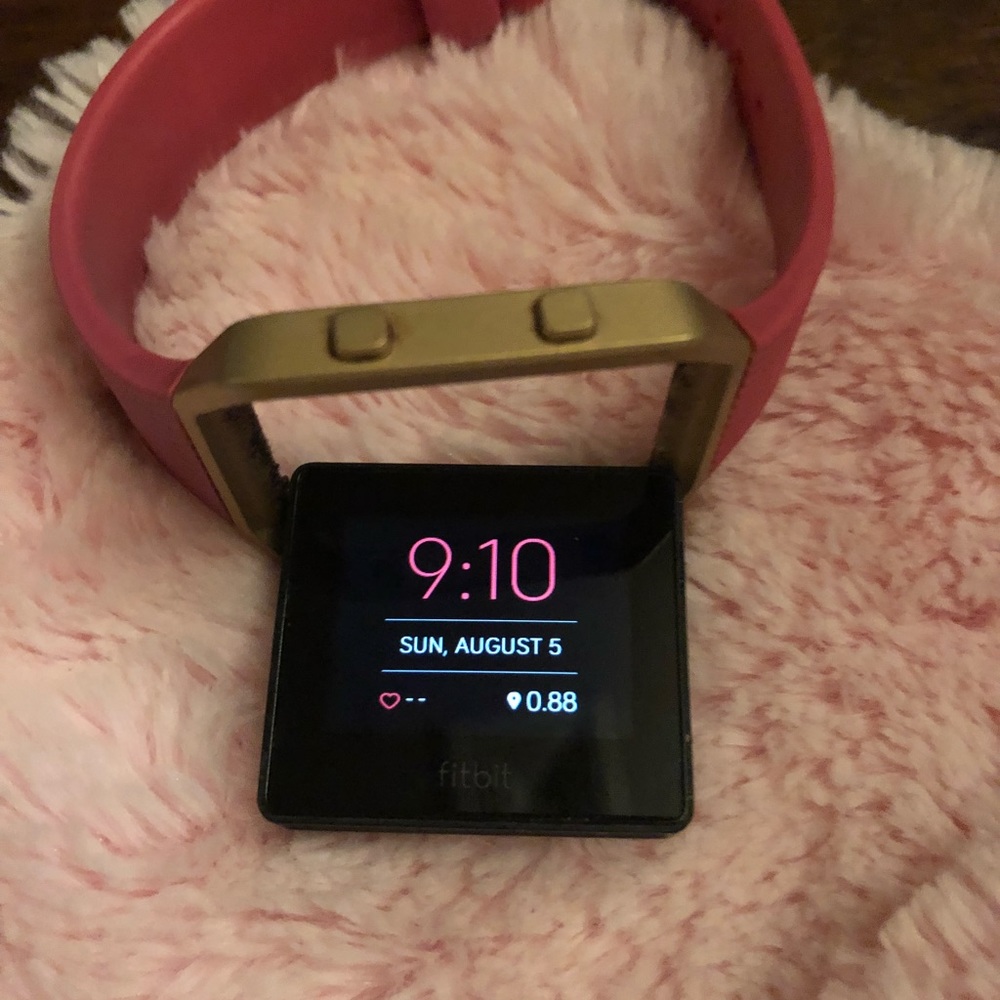 Euc Fitbit Blaze - image 4